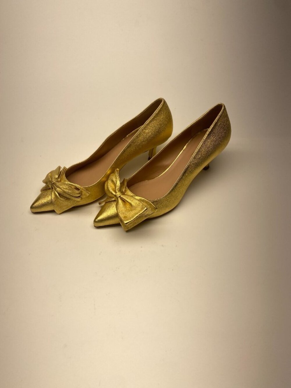 Brunomagli Womens Nadia Metallic Gold Bow Pump Sz 8